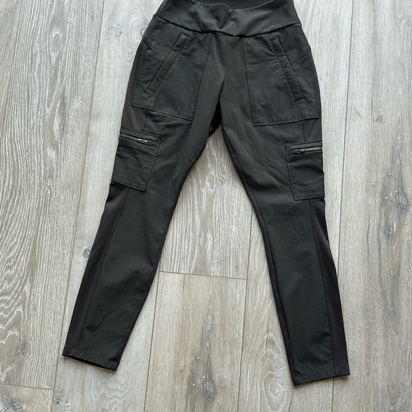 Athleta cargo tights; size 2P; olive green - Picture 1 of 6